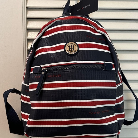 Tommy Hilfiger 🇺🇸 Nautical🛥️Striped Backpack🎒Adj straps roomy interior Vegan 🌱 - Picture 1 of 17